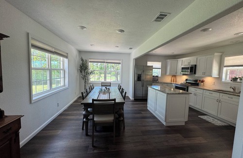 Franklin House | The Franklin A Frame - 0.5 miles from The Ranch!