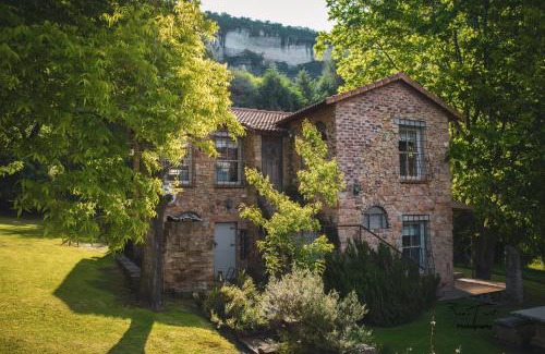 Clarens House | The French Cottage