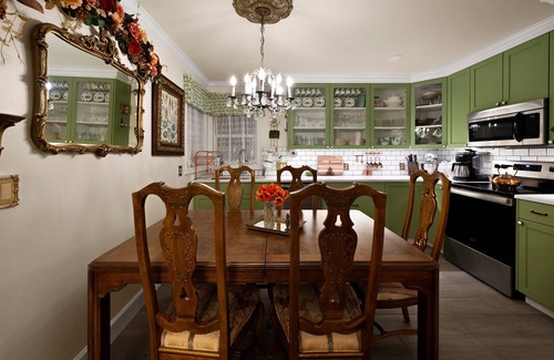 Orchard District Apartment | The French Farmhouse at Midtown Manor - Hot Tub!