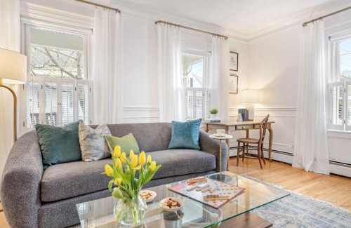 Bristol Apartment | The Front Porch Vacation Rentals