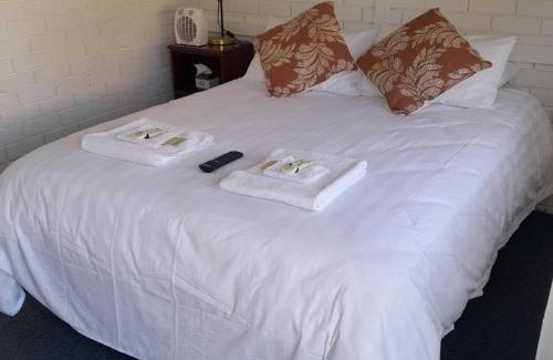 Dorrigo Hotel | The Frontier Motel