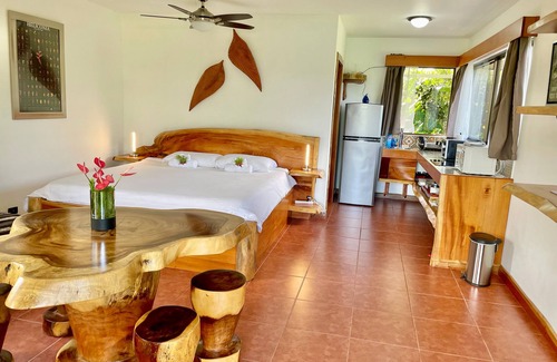 Arenal Other | The Fruit Tree Garden Bromeliad Suite