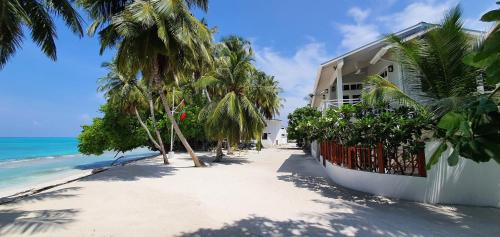 Fulhadhoo House | The Fulhadhoo Beach Cottage