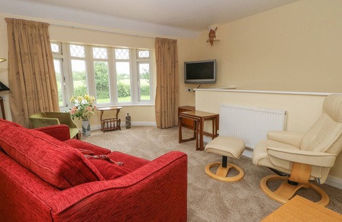 Ripley Cottage | THE GABLES, family friendly in Boroughbridge