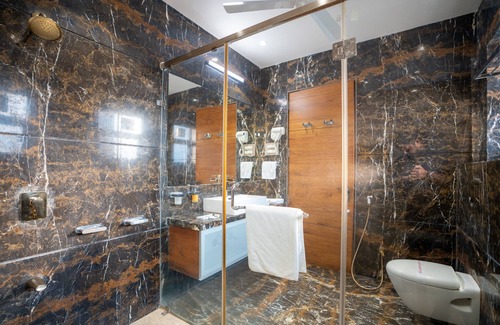Dhari Hotel | The Gaj kesri Gir - Best Wildlife Resort in Gir