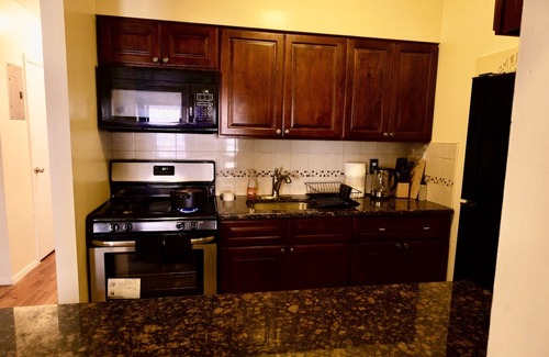 Bedford-Stuyvesant Apartment | The Gallery 2 Bedroom Apt - 20 minutes to Manhattan