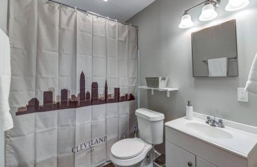 Cleveland Apartment | The Gallery House - Art curated by local artist!
