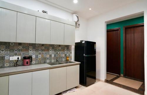 DLF Phase 3 Apartment | The Gambit Near Ambience Mall
