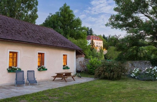 Wolfpassing Apartment | The gardener's house on the golf course