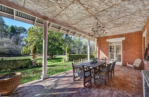 Emu Swamp Apartment | The Garden Flat - Mayfield Vineyard Orange