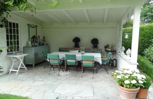 Bruderholz Hotel | The Garden Guesthouse