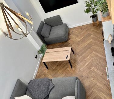 Ravensbury House | The garden house - the tiny house experience