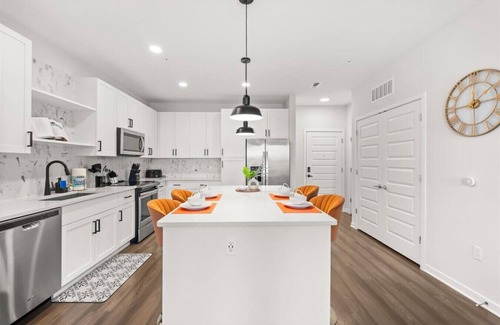 Winter Garden Apartment | The Garden Luxe Retreat