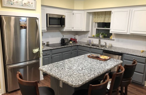 Hamilton Bed & Breakfast | The Garden Room at Shoal Creek B&B
