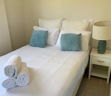 Oneroa Apartment | The Garden Room by Waiheke Pure
