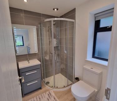 Henley Apartment | The Garden Room