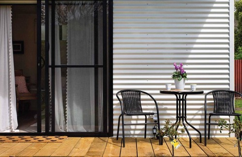 Daylesford Apartment | The Garden Room Summa