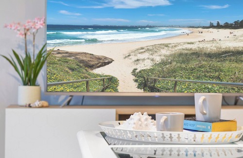 Wollongong West House | The Garden Townhome - heart of Wollongong