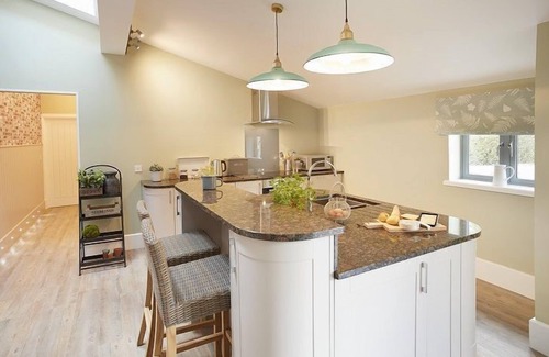 Weston Under Lizard Cottage | The Gardener's Bothy, is a stylish refurbished self catering holiday cottage on the Weston Park Esta