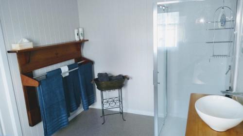 Branxholm Apartment | The Gardener's Cottage on Warrentinna