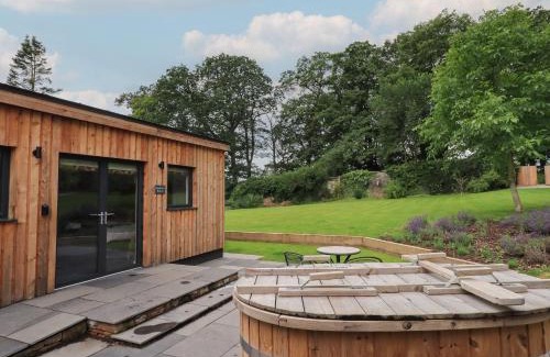 Hutton House | The Gardener's Retreat