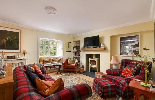 Perth House | The Gardeners Cottage