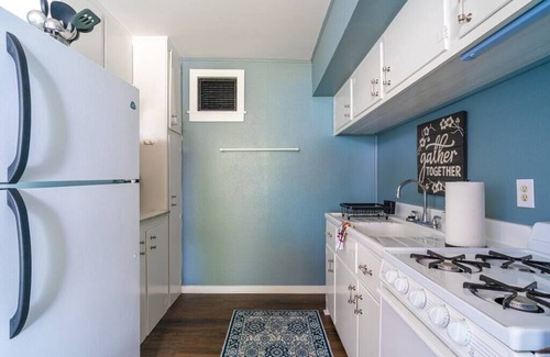 Mount Dora Apartment | The Gardenia ★ 1 Gig Wi-Fi ★ Minutes to Everything