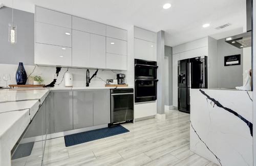 Miami Gardens House | The Gardens - Luxe, Pool, Mins to Hard Rock Stadium