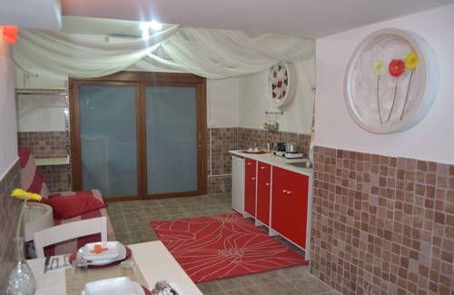 Naples House | the gardens of capodimonte 2 with swimming pool and wi-fi