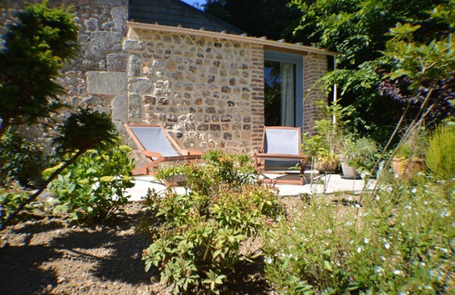 Bec-de-Mortagne Cottage | The gardens of the beak - A charming country cottage