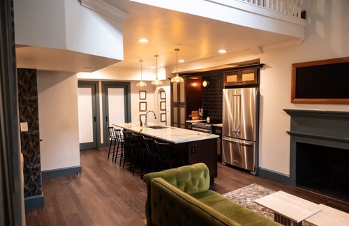 Old City Hotel | The Gas Lamp Hotel