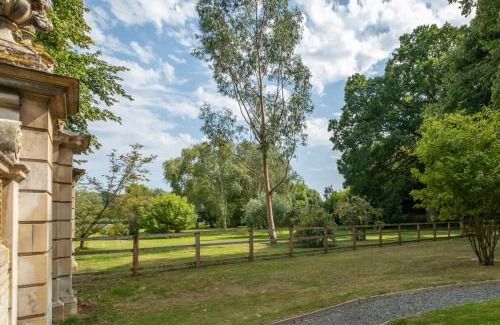 Apethorpe House | The Gate House
