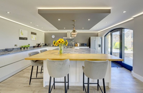 Richmond House | THE GATE HOUSE, pet friendly, character holiday cottage in Barton