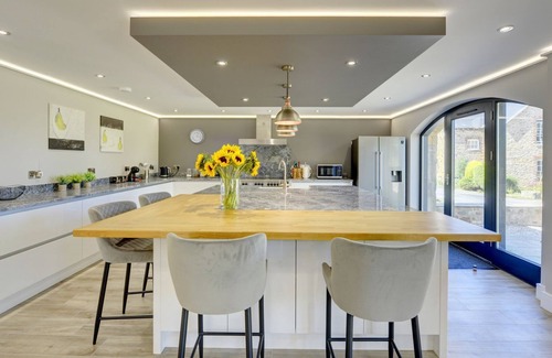 Richmond House | THE GATE HOUSE, pet friendly, character holiday cottage in Barton