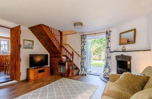 Castlemorris House | The Gatehouse at Y Gwesty Bach