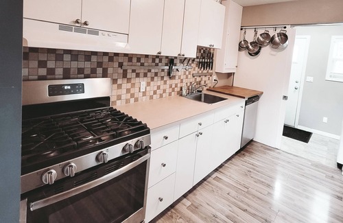 Montgomery House | The Gateway 16