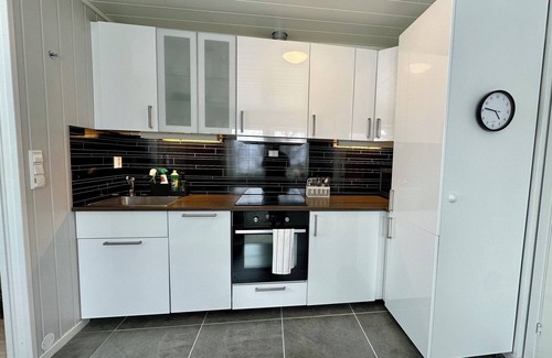 Finnsnes Apartment | The gateway to Senja