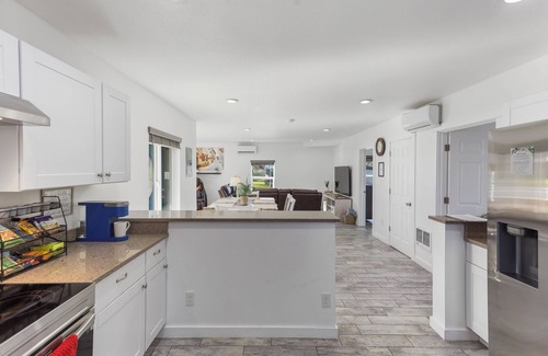 Chenoweth House | The Gather House! Super clean, Super comfortable and Super private!