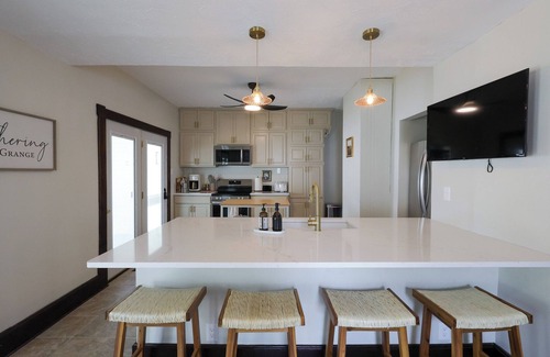 Lexington House | The Gathering Grange- 6 Bedrooms, Sleeps 12