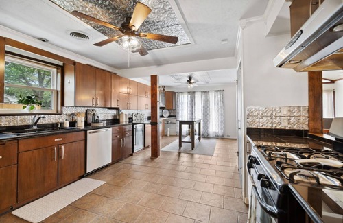 Baytown House | The Gathering House: Big Texas Heart, Room for All