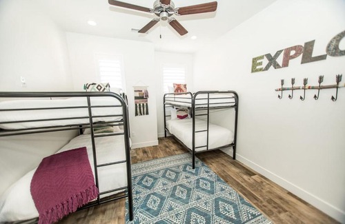 Washington Fields Apartment | The Gathering Place by Freedom Vacation Rentals