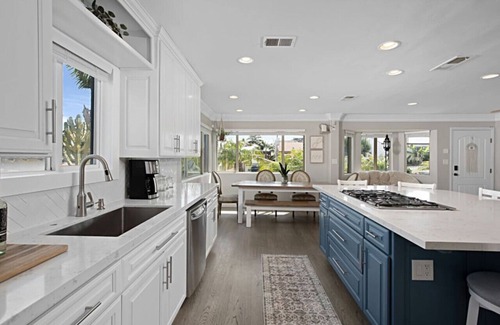 Loma Portal Apartment | The Gathering Place | Family Spot | Best Location
