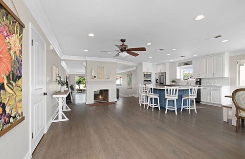 Loma Portal Apartment | The Gathering Place | Family Spot | Best Location
