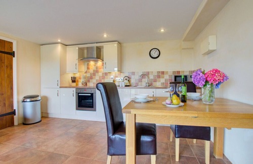 Tiverton House | The Gearing - One Bedroom House, Sleeps 2