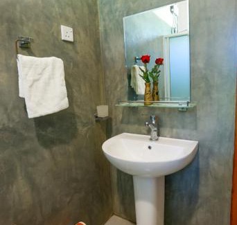 Pussellawa Hotel | The Geen Lush