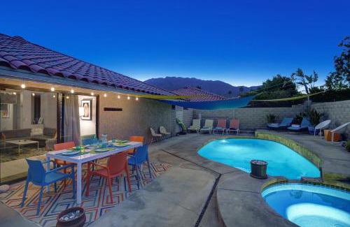 Palm Springs House | The Gem House - Meredith Lodging