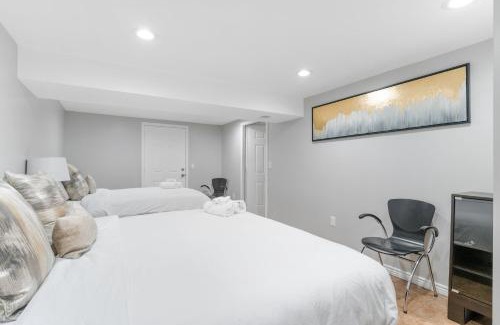 North Alameda House | The Gem of Lakewood!