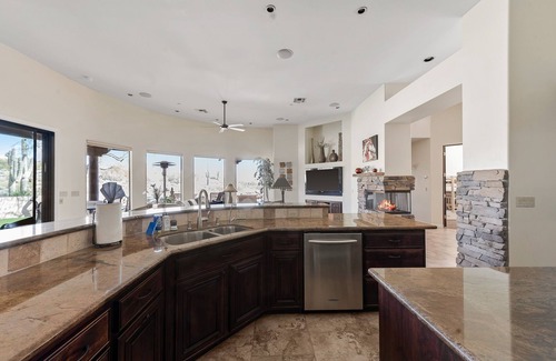 Fountain Hills House | The Genoa House ~ Oasis in the Hills