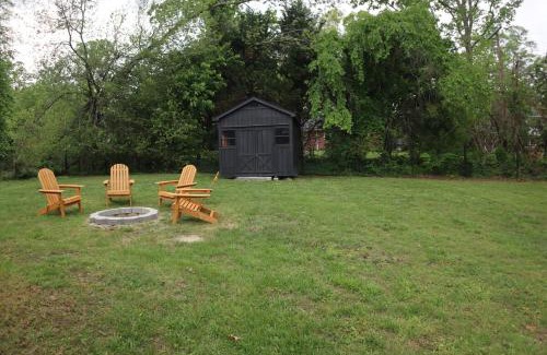 Mount Airy House | The Gentry Hideaway, A Private Mayberry Retreat