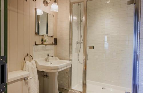 Westerham Hotel | The George & Dragon